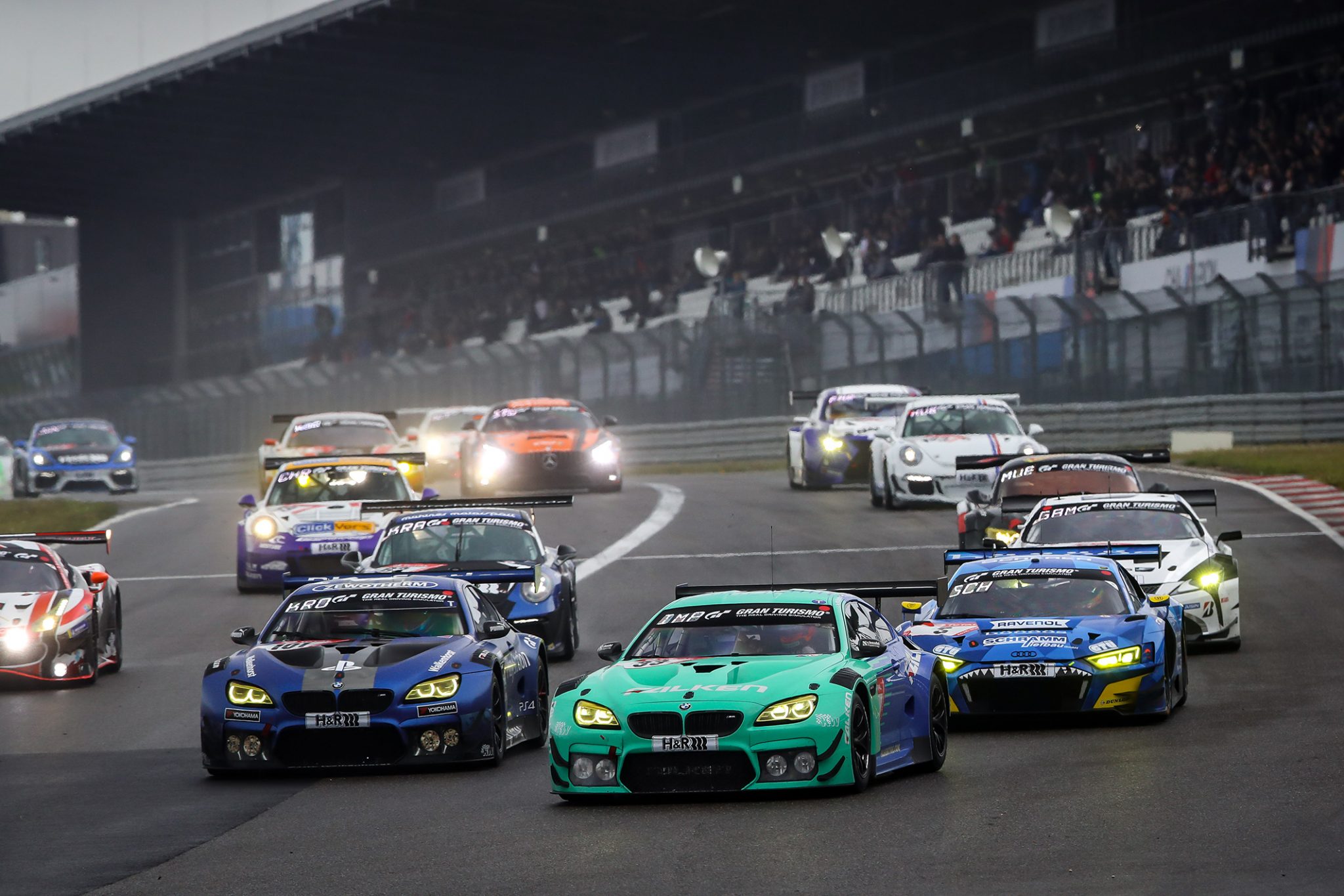 Nordschleife: Das größte Autorennen der Welt – ADAC RAVENOL 24h Nürburgring