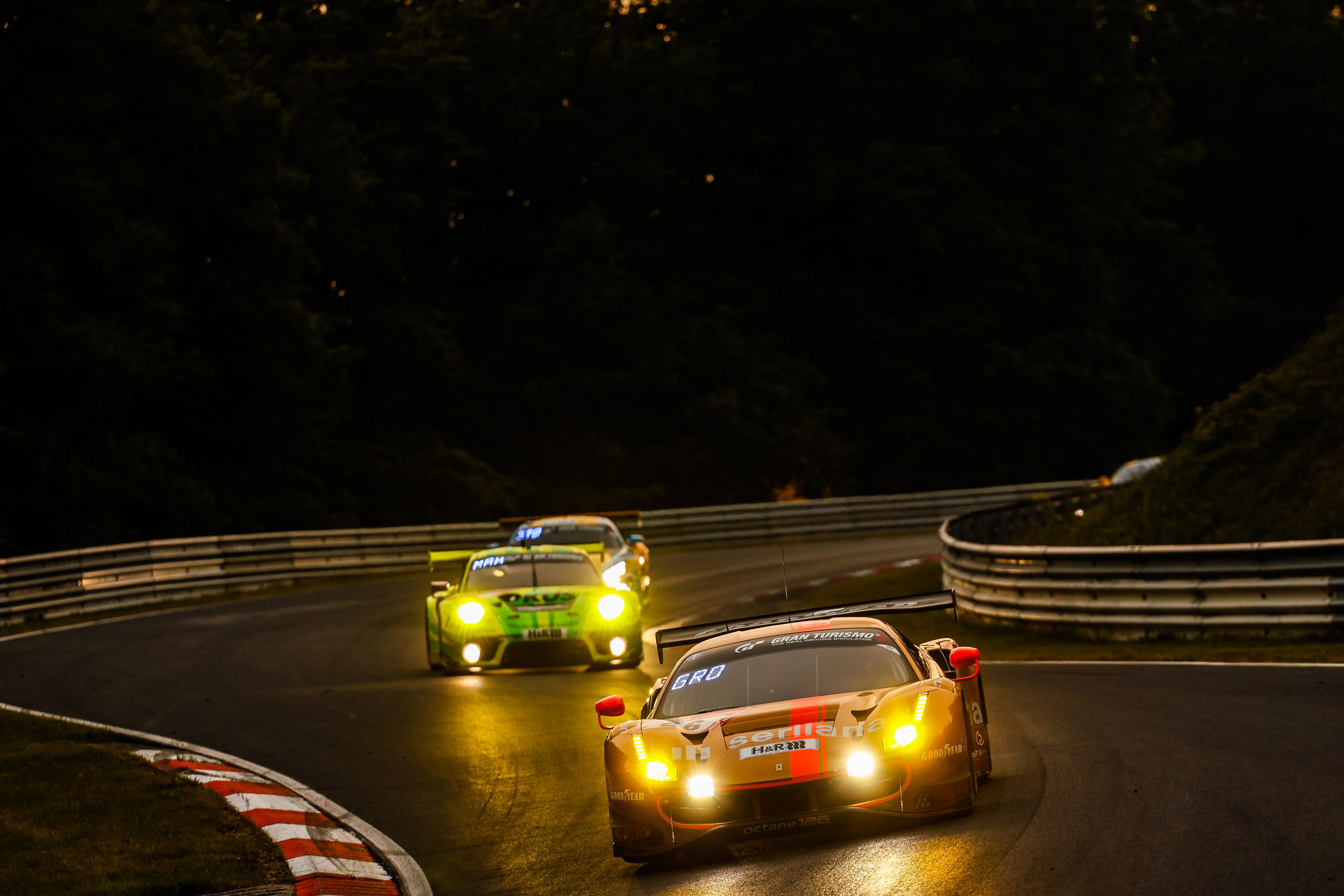 Luca Ludwig stellt #26 octane126-Ferrari auf die Pole