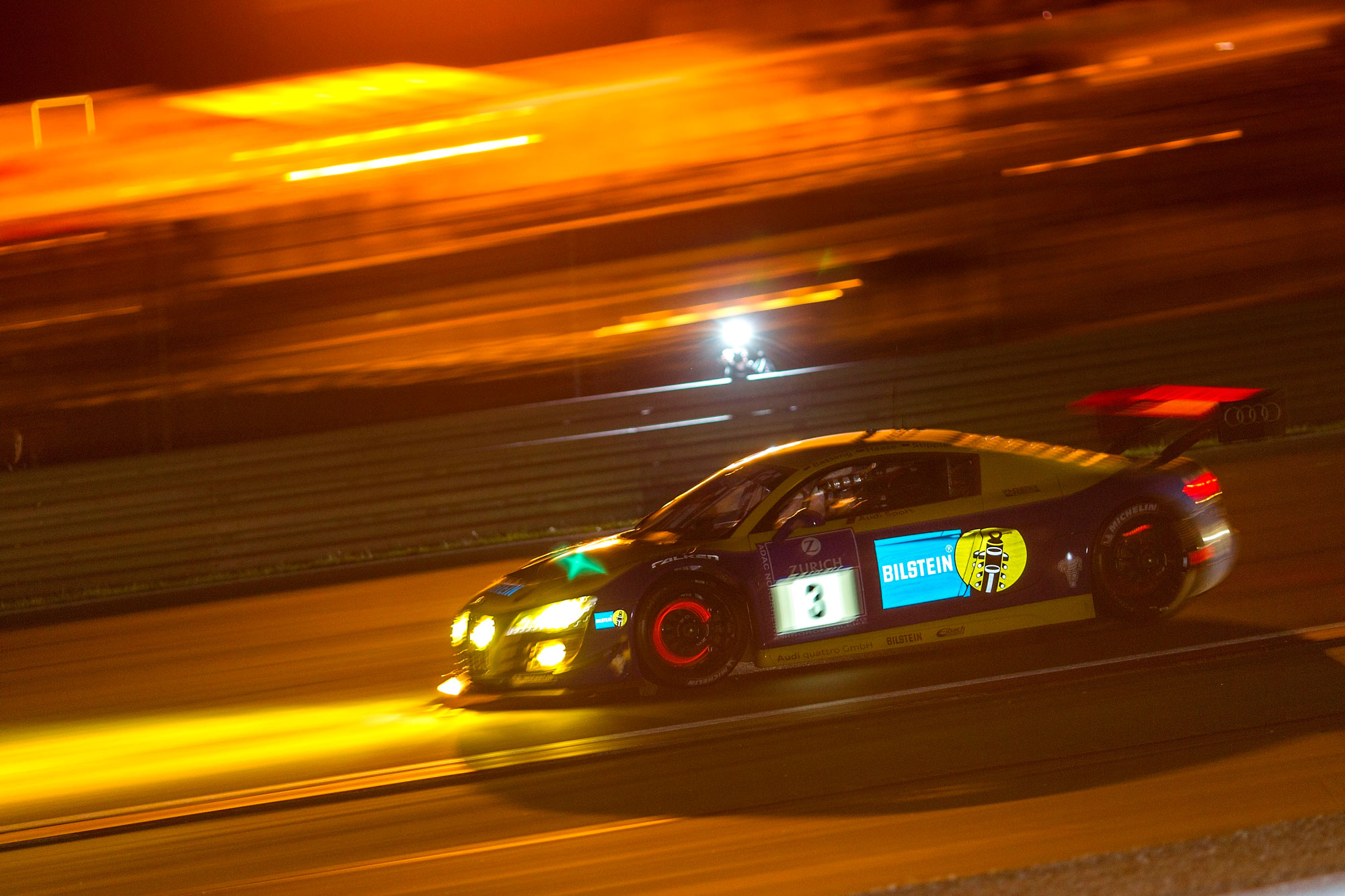 Sieben Audi R8 LMS beim 24-Stunden-Jubiläum