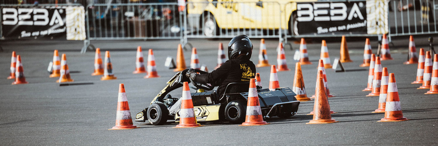 Jugendkart Slalom - PORSCHE-SIEG IM ABENDRENNEN AM RING