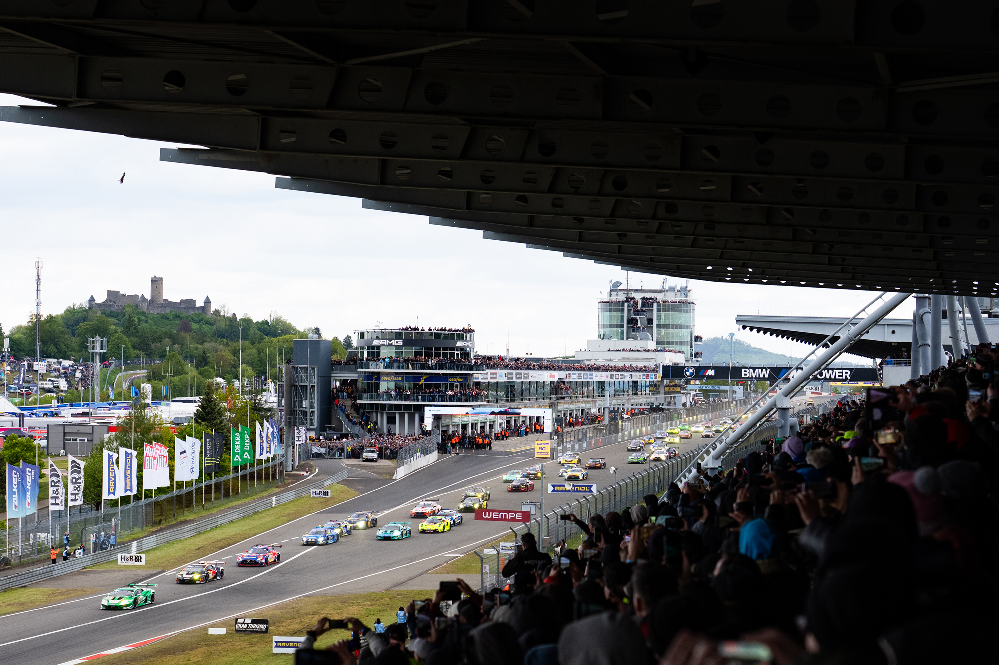 Freude und Frust bei Lambo-Show in erster Stunde