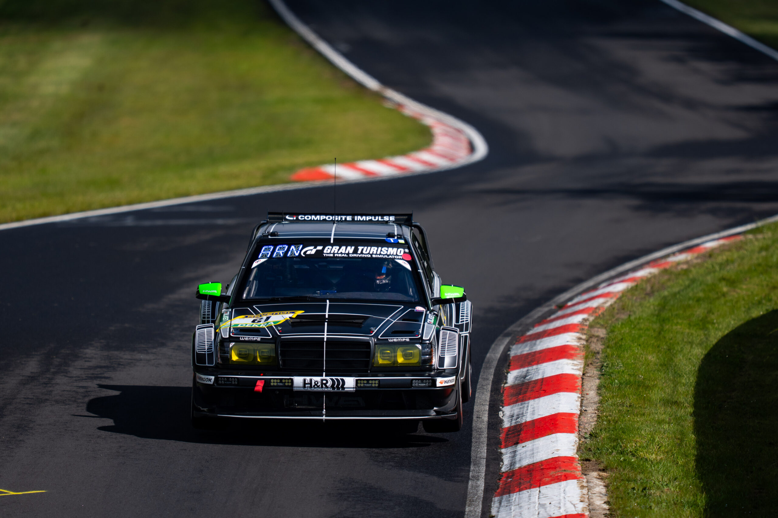 Präzision trifft Performance: Wempe startet am Nürburgring durch